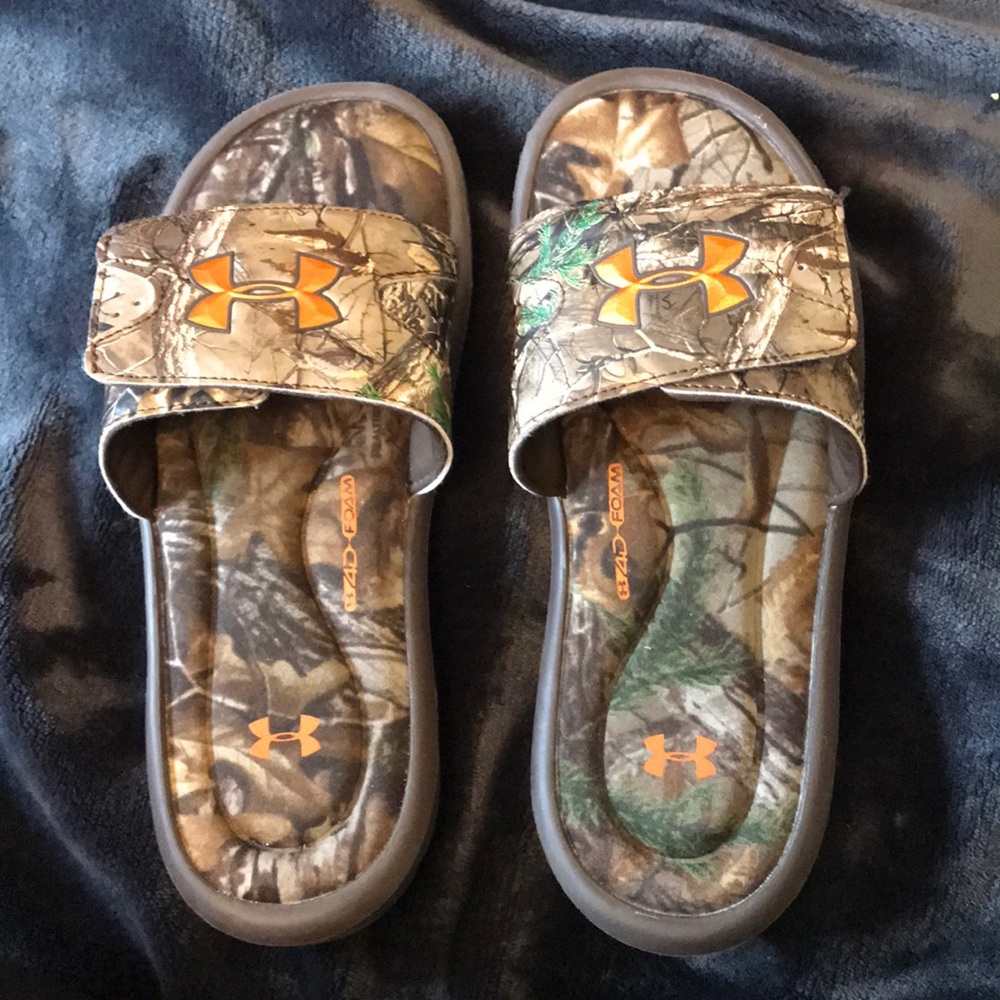 Camo sandals